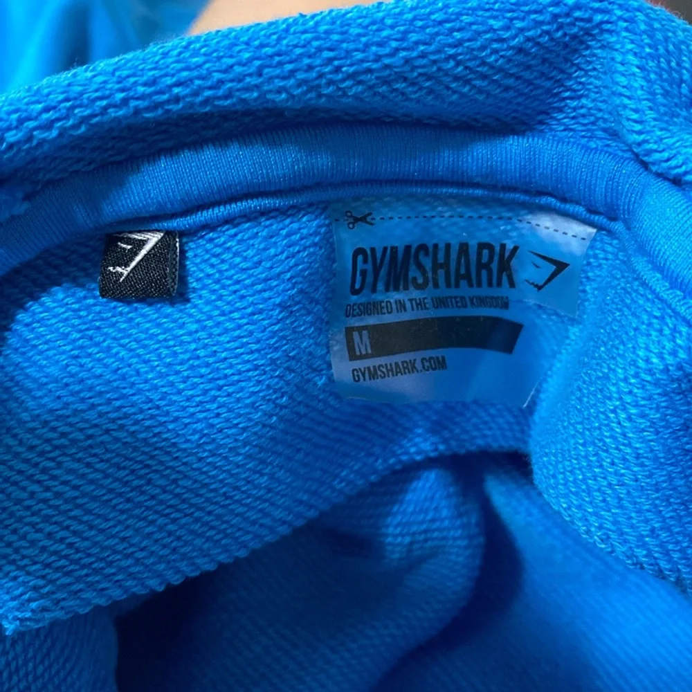 🎱Cropped royal blue Gymshark hoodie! - Picture 4 of 8